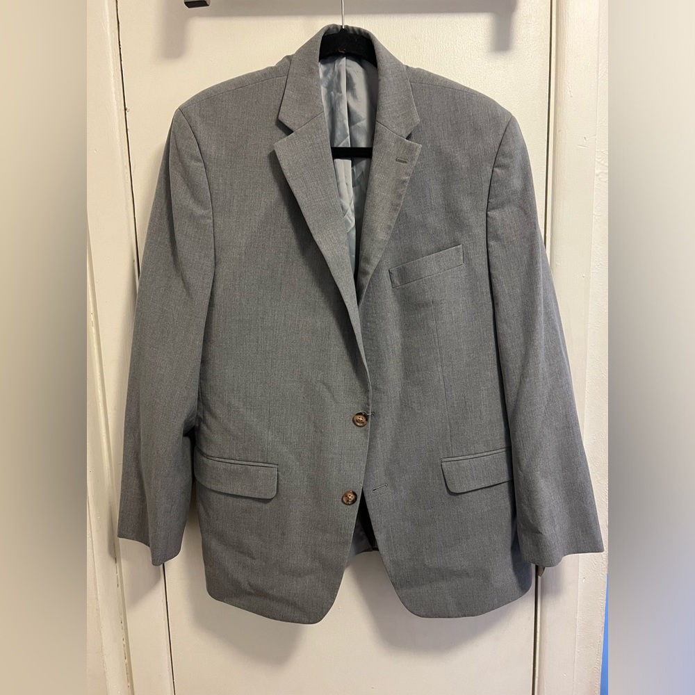 42R gray Chaps men’s suit jacket